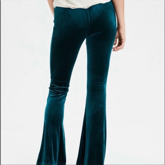 American Eagle Green Velvet Flare Leggings - Picture 6 of 9